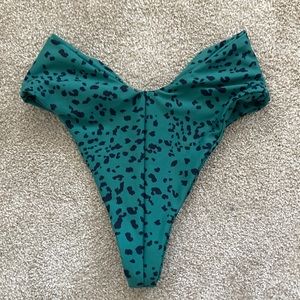 Skatie melly bikini Bottom in green leopard xs